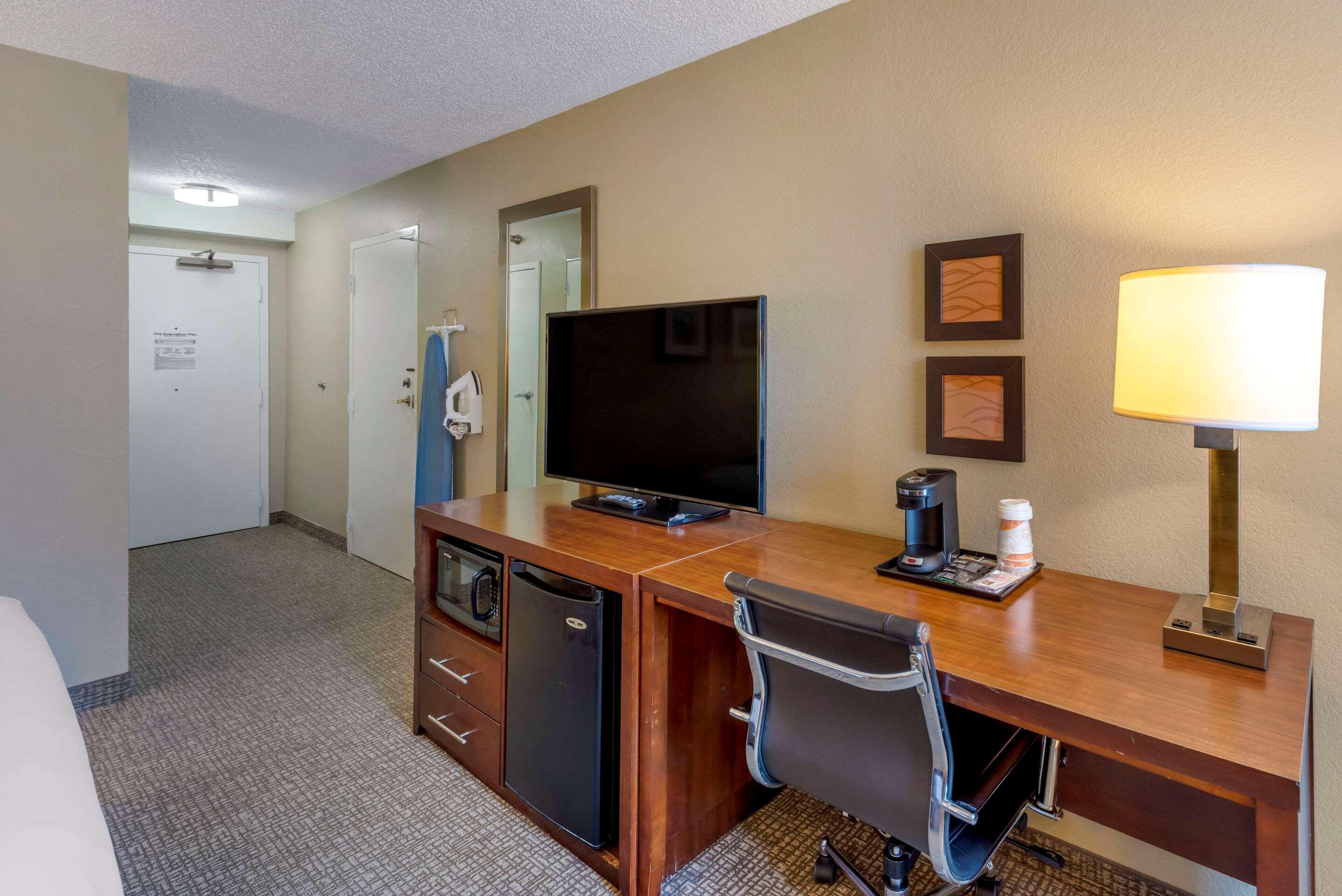Comfort Inn Elizabeth City Near University Exterior photo