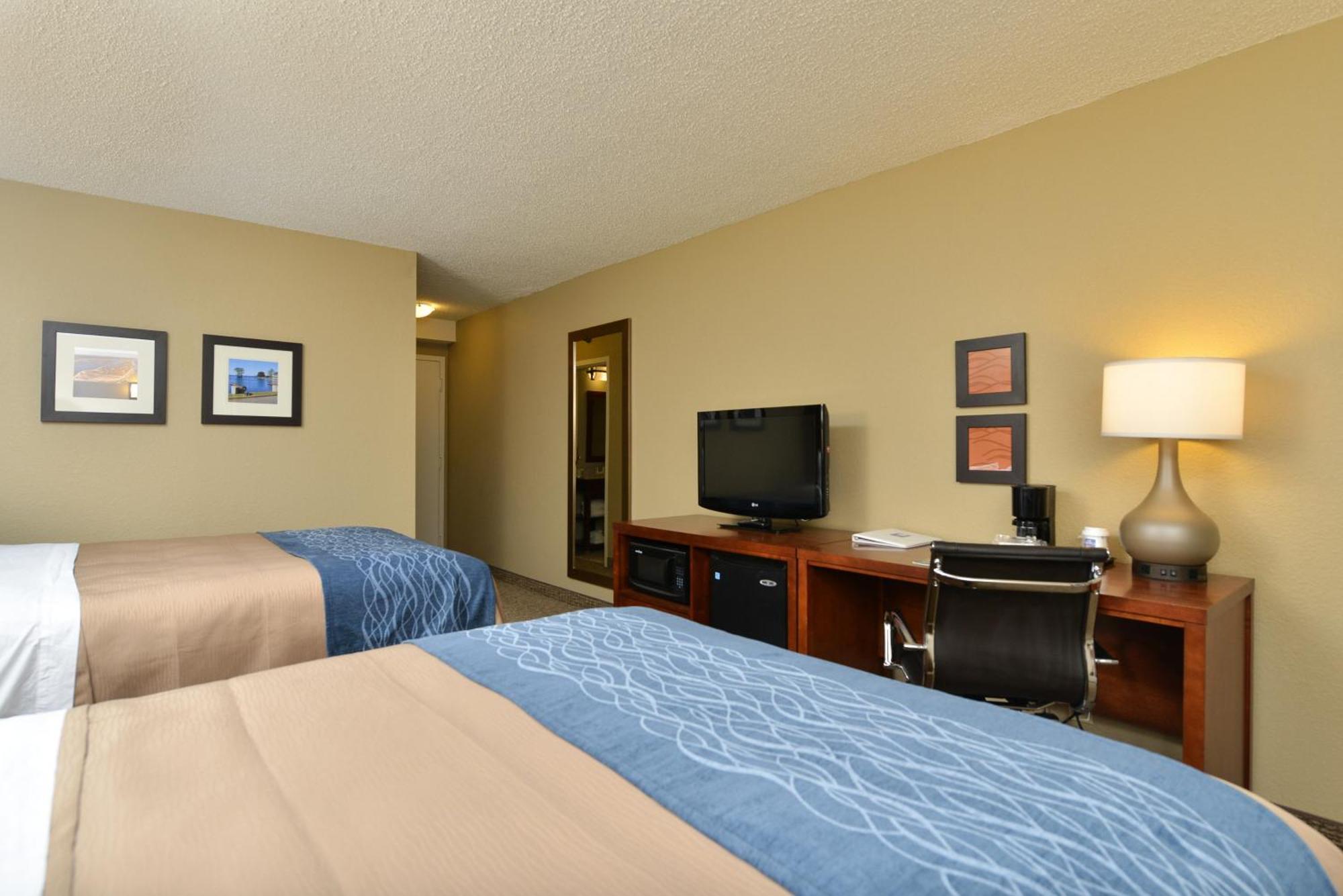Comfort Inn Elizabeth City Near University Room photo